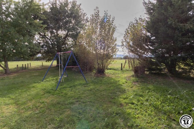 31G100344-eb696c6337f34a6a9881e00fbb224a58