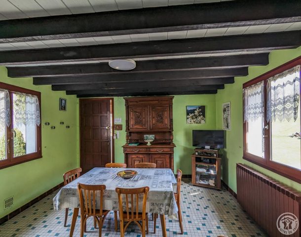 31G100355-4265f66be63f4aaf9f008f836c0c49e9