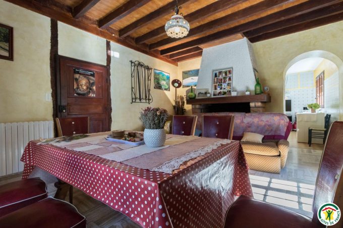 31G100358-12896c5a59174b0cb835bd6a2ae66b10