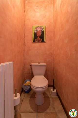 31G100358-ef6de0bc6e434fc99b16184352864719