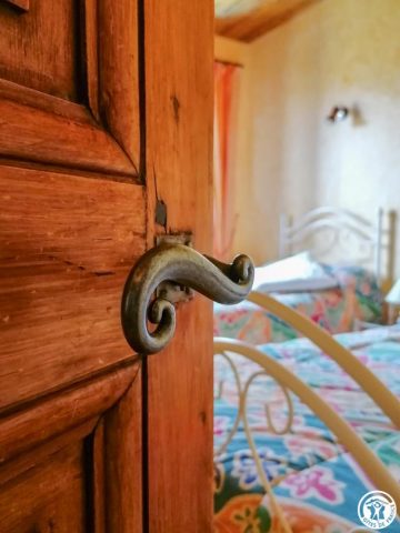 31G100360-9cfe912ceddd48a9a3d9fc8a0a962bf6