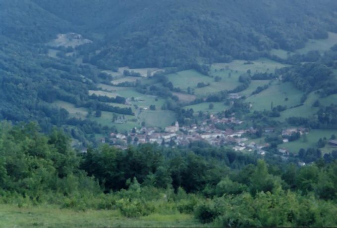 31G100360-af41e3b46e6641d1b758d9a3baedb3b2