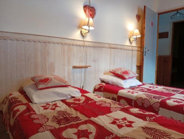 31G100375-5083c6d1bf124c47ba937f7b92317af1