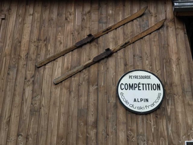 31G100375-b4afd5df7fca464a82ceba645a128bd8