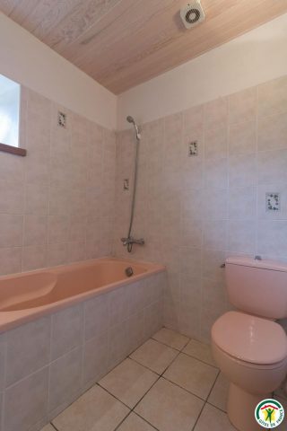 31G100403-e3978d9982e4436e8879a87bafc758c1