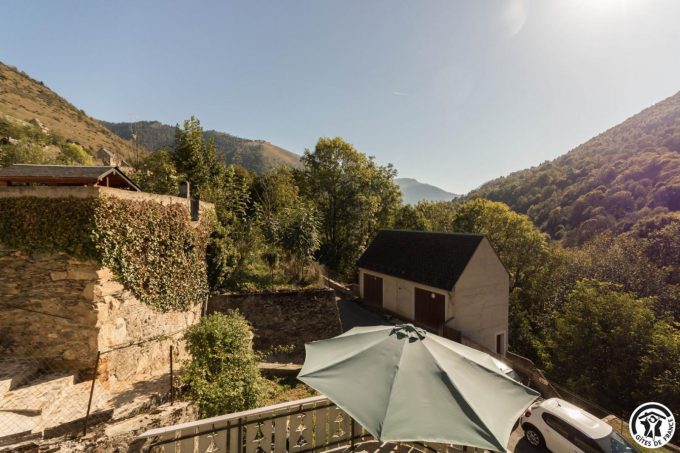 31G100440-247b9b8222c240cfa18691c3a0266fb4