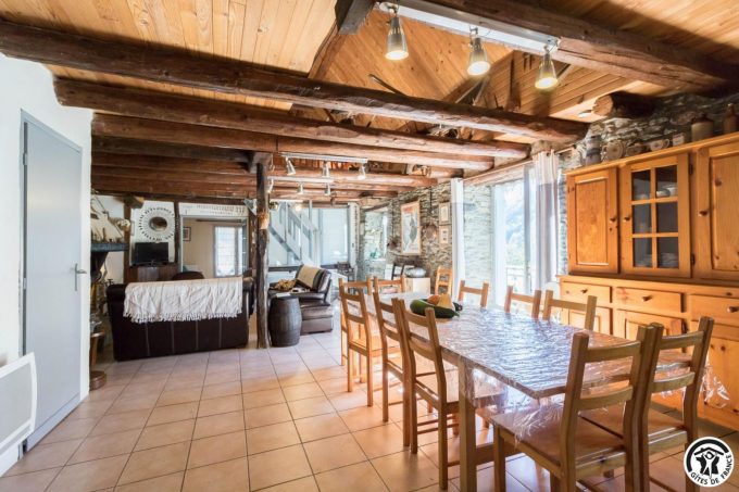 31G100440-54c7bd0e421c45fdbeb2e3e5b599ff97