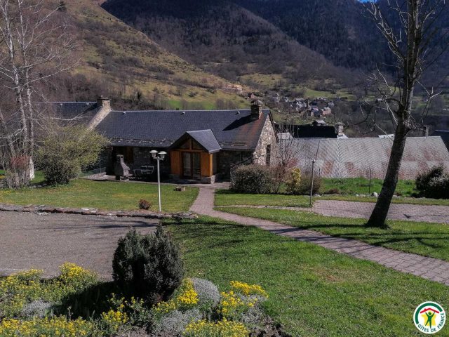 31G100446-5d4cda4b7753458d816620ec515b7341