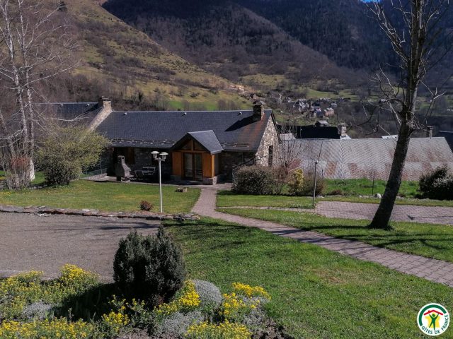 31G100446-a63447ed8e2141bd8a9be84e9eb73d51