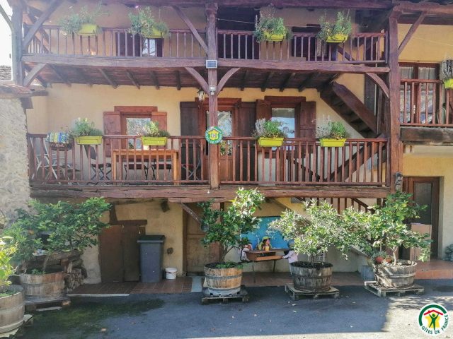 31G100456-ecec3e6eb8d640769f2095a9766c29a1