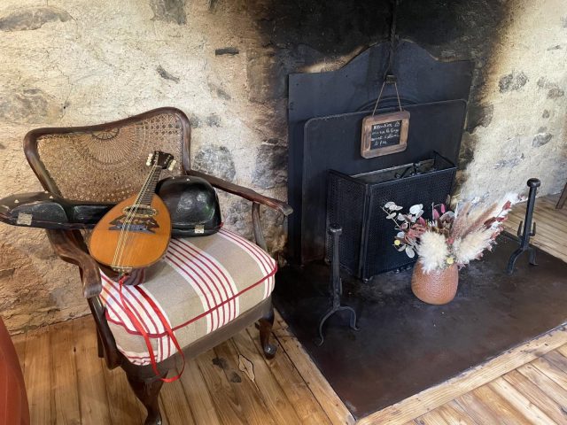 31G100471-3fc92ab6b23a459d8a4f651be24be7e8