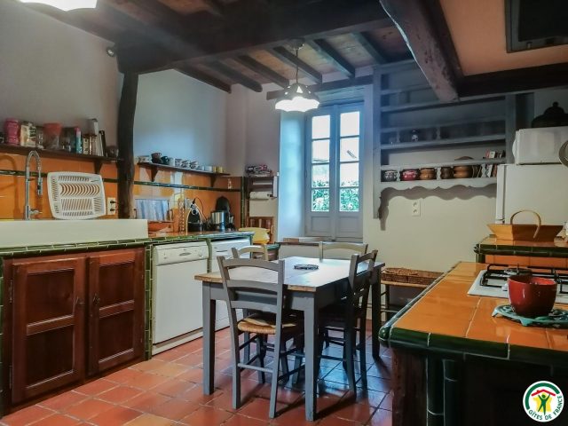 31G100471-9bf43d13049e4d02ae2ec41ea671ef1f