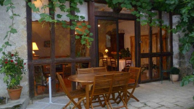 31G100471-a5f336a1340c4b9899c76dc381c1b2ff