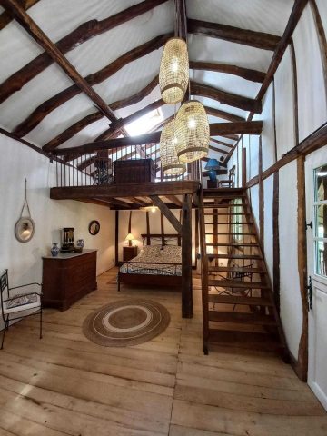 31G100471-b516c49ce9604ea8bb336013dc3e8b11