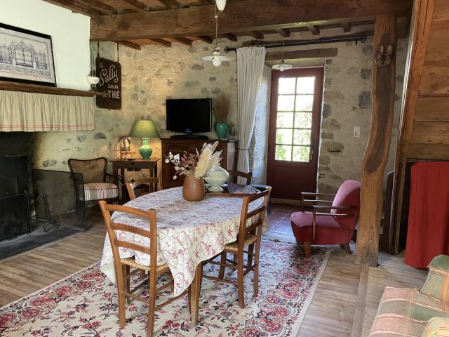 31G100471-d67d6c251a4747579457a4fcc2f24faa