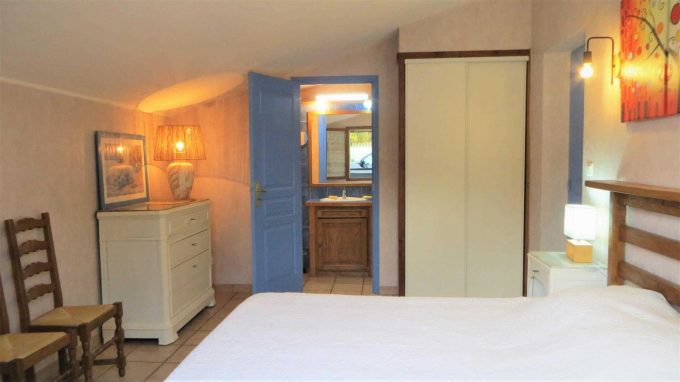 31G100475-057e01cb41fe41ebb426b8d21977d8a3