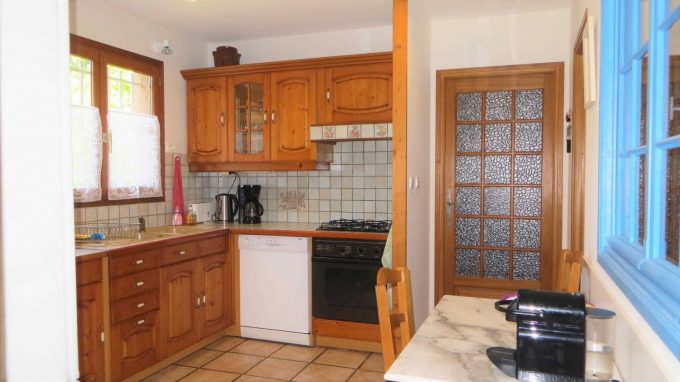 31G100475-096f3ac56adb4c70999f606805b76f06