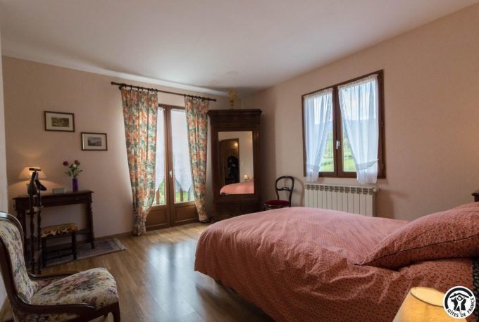 31G100491-02aeace682fe4c238dcd96418fb5d8b3