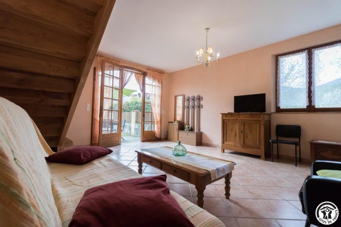 31G100491-7303dac1d7014b5e911009db68b6b27d