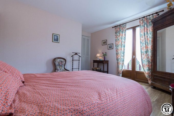 31G100491-d7551a9eff084b06a535dca00b88244e