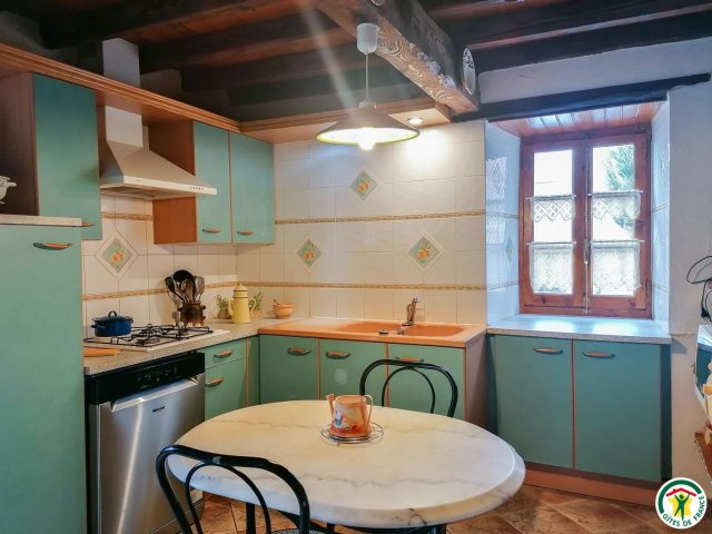 31G100492-88386cfaf5554ac39d5193a9a49a0248