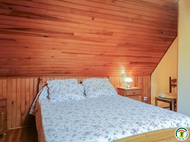 31G100492-a4a28b5366d14918be873cb6fcdcf119