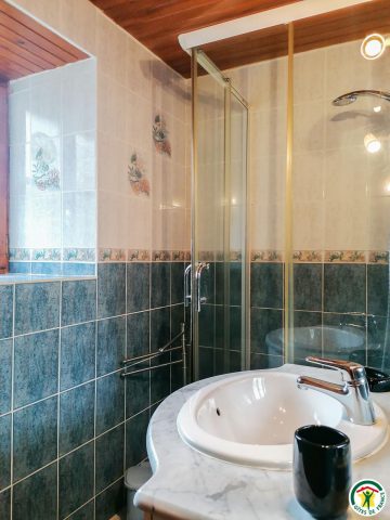 31G100492-b1736e78f91e4b8eac6b5b6bf8da2565