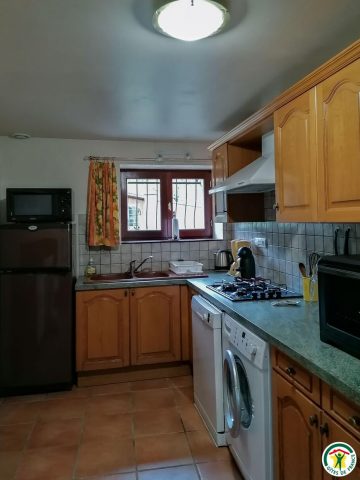 31G100509-80973c261e7d4ec8afd7c209815c2e21