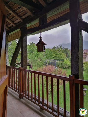 31G100509-cf79406b23394a0dbe8421627e5b1097