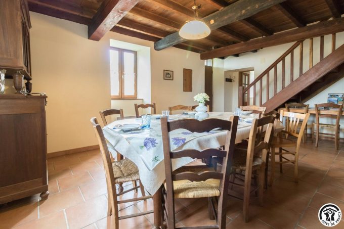 31G100545-55bdb3ca247c48c2b41e9ecae53d6f1a