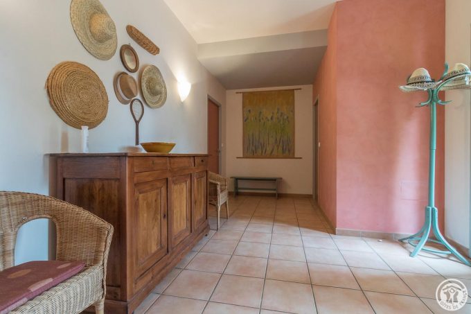 31G100587-2c58c2ebb57944c88f871e44b9adc6c8