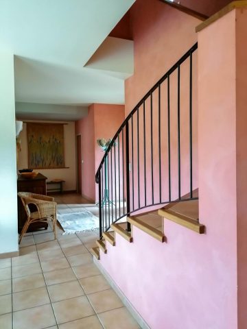 31G100587-b019a80c145241978254b7d33e9d1df6