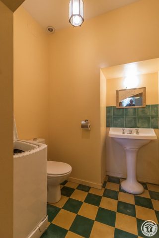 31G100588-45160b7c89db47249ac65b7ca7d7a013