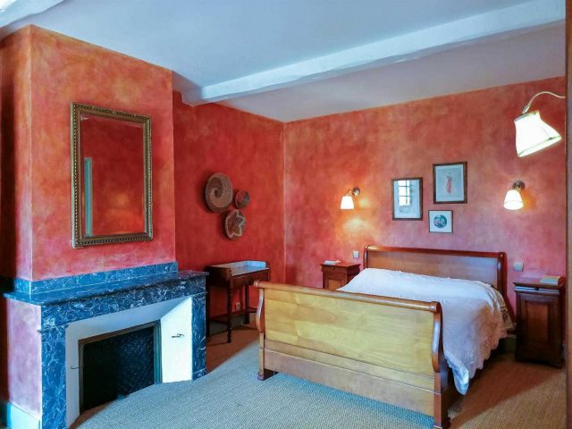 31G100588-b405f2d6ba014d50a0e76f8261350486