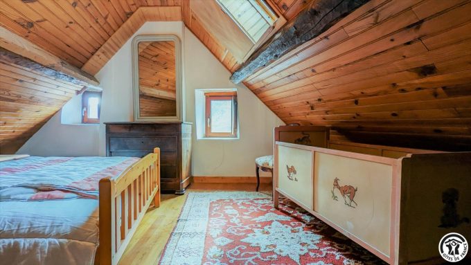 31G100592-ef4d62e171464be18daaeb9f0f6dfbc5