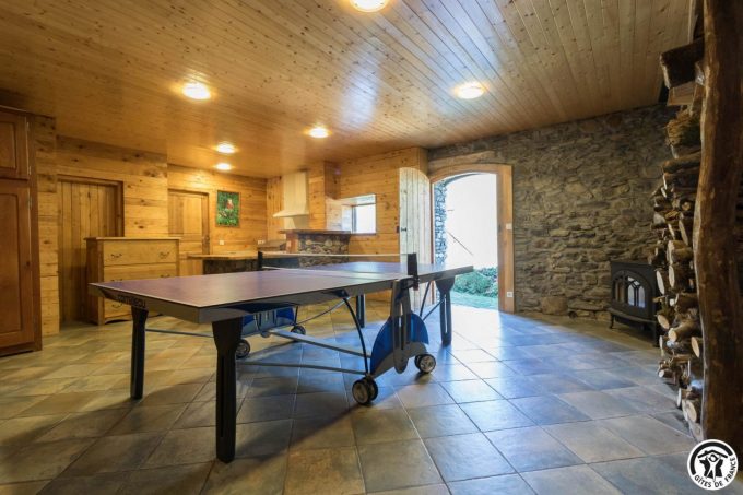 31G100612-11b31b32a15d4cdf905b56c42f2bbe55