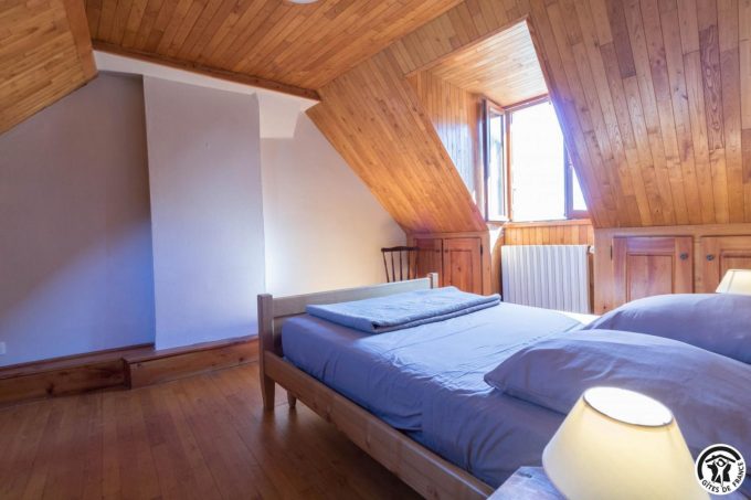 31G100612-3ff2814e563d49aa8f009b3579d8d248