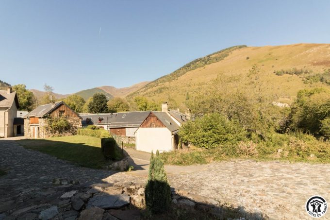 31G100612-b0d59efc106440269d03b53bb7c38c53