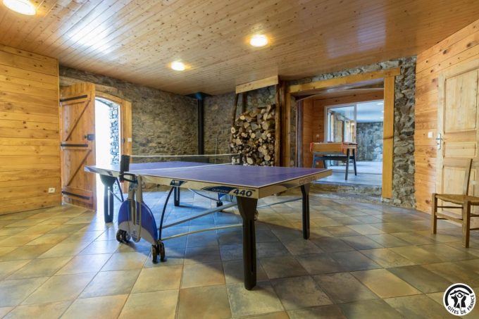 31G100612-c576cd6107db4a02a39704b1b4a56cf2