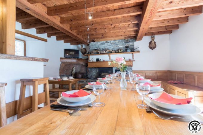 31G100612-d6df504a37284f4fab17b4c0541c1b4d