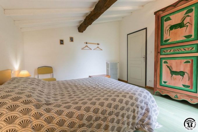 31G100621-1902343f2f39423a9c651d8ab0d618a3