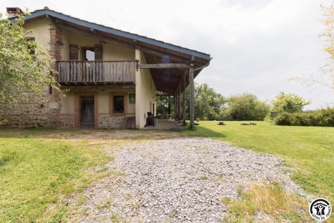 31G100621-1c288d5a4e1e4c88b4d56ea59290484b