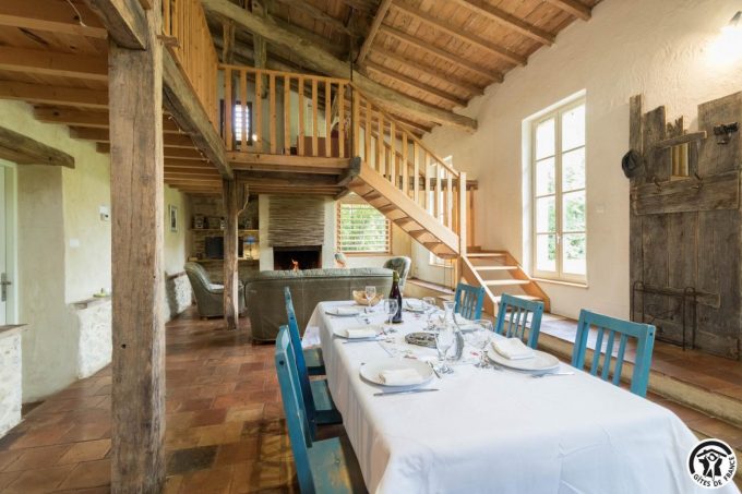 31G100621-765789f25adc4c8eb677fc138a325fc6