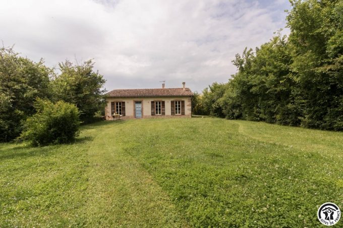 31G100621-b19bf1c4b331466c8f48beef4a612683