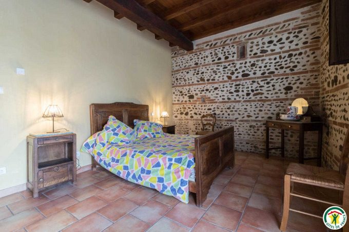 31G100642-7f2099f0fbf043fd8f30b916ecaff515