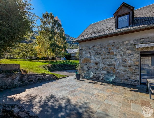 31G100655-9d42a8bf0bc44e99b55162511db200c0