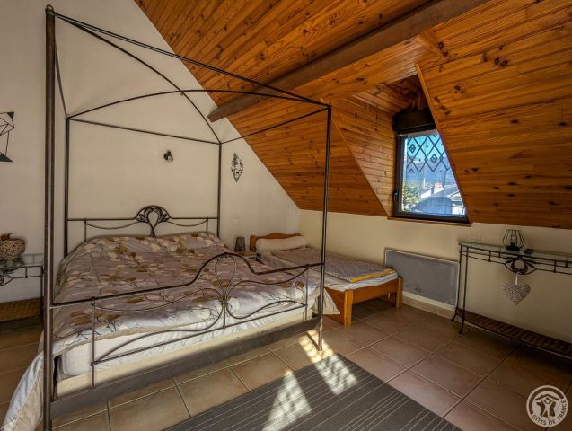 31G100655-a9682351aa644c73af5620dc72a6b6cd