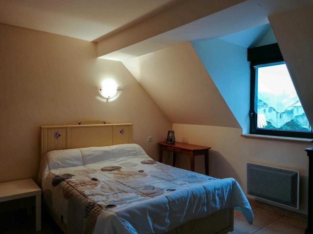 31G100655-de718ca7093e42e0980902fb18f6bbe6