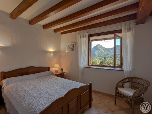 31G100656-3003e356da404c2f94bf5f5ba7dba470