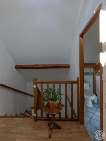 31G100656-ac3cf35cc8a444a9a99782e3f96c39f2